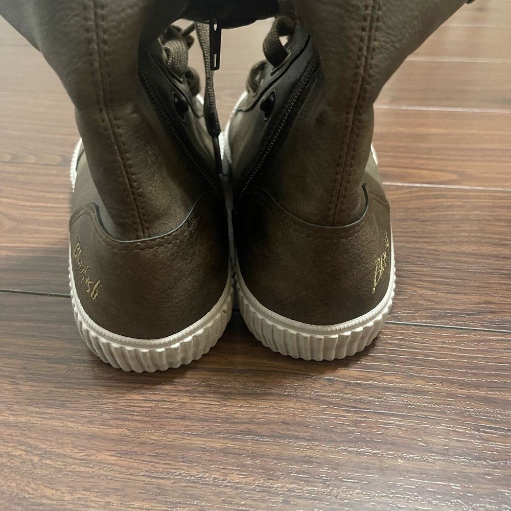 Blowfish Malibu Women's Fold Down Sneaker Boot - Picture 7 of 13